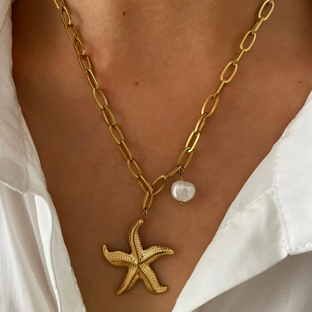 Starfish & Pearl Paperclip Chain Necklace in Gold